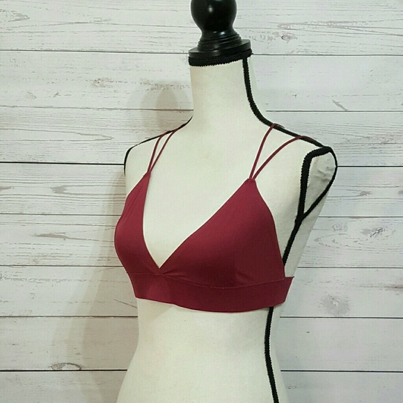 SOLD* UO Out From Under Triangle Bralette - Picture 4 of 7